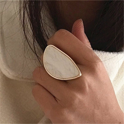 Fashion Woman Rings Gold Plates Adjustable Ring Oval Acrylic Resin Geometry Rings Trendy Geometric Wedding Bands Rings