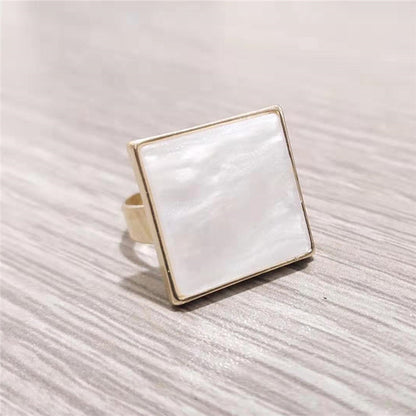 Fashion Woman Rings Gold Plates Adjustable Ring Oval Acrylic Resin Geometry Rings Trendy Geometric Wedding Bands Rings